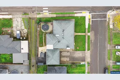 1038 3rd Av, Sweet Home, OR 97386 - Photo 43