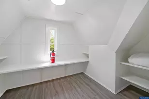 1515 19th St NE, Salem, OR 97301 - Photo 41