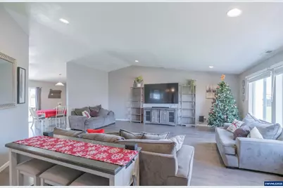 115 E 2nd St, Halsey, OR 97348 - Photo 5