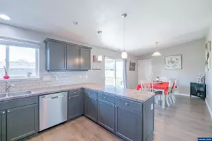 115 E 2nd St, Halsey, OR 97348 - Photo 17