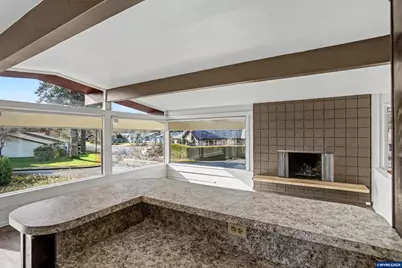 444 SW Crider St, Dallas, OR 97338 - Photo 15