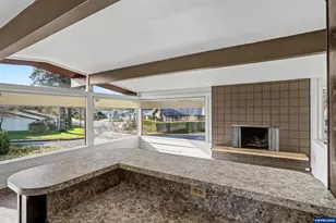 444 SW Crider St, Dallas, OR 97338 - Photo 15