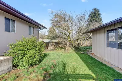 444 SW Crider St, Dallas, OR 97338 - Photo 39