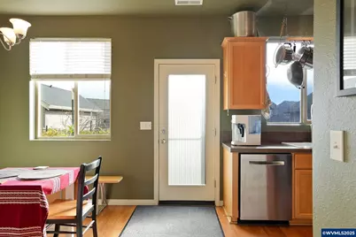 3042 Flame Tree Ln NW, Albany, OR 97321 - Photo 9