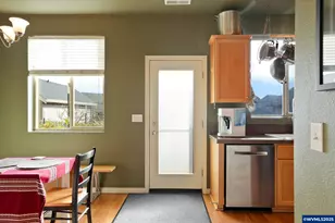 3042 Flame Tree Ln NW, Albany, OR 97321 - Photo 9