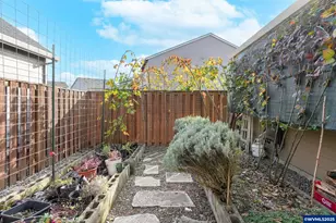 3042 Flame Tree Ln NW, Albany, OR 97321 - Photo 25