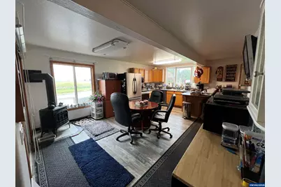 1590 W 2nd St, Halsey, OR 97348 - Photo 5
