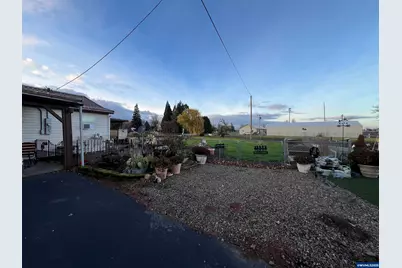 1590 W 2nd St, Halsey, OR 97348 - Photo 39