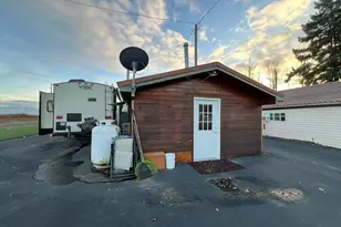 1590 W 2nd St, Halsey, OR 97348 - Photo 25