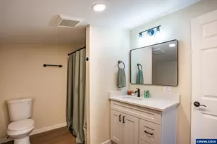 705 Tangent St, Lebanon, OR 97355 - Photo 25