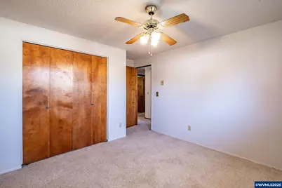 951 Dogwood St, Sweet Home, OR 97386 - Photo 23