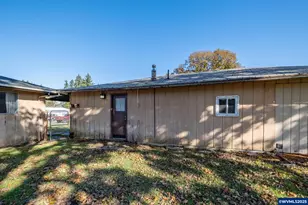 951 Dogwood St, Sweet Home, OR 97386 - Photo 39