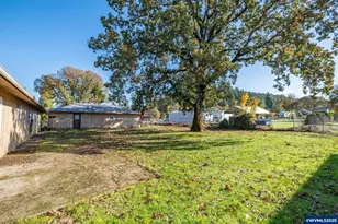 951 Dogwood St, Sweet Home, OR 97386 - Photo 33