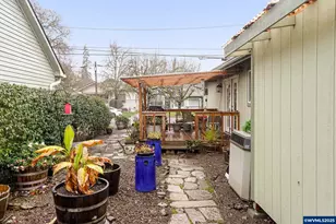 825 Walnut St SW, Albany, OR 97321 - Photo 33