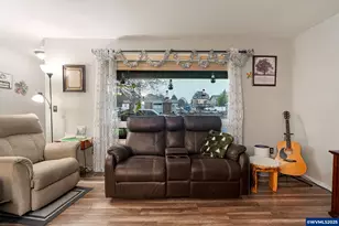 825 Walnut St SW, Albany, OR 97321 - Photo 9