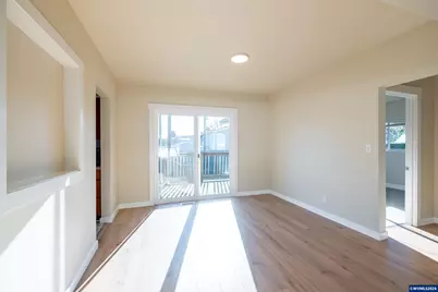 3392 Sunnyview Rd NE, Salem, OR 97301 - Photo 23