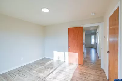 3392 Sunnyview Rd NE, Salem, OR 97301 - Photo 45