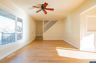 3392 Sunnyview Rd NE, Salem, OR 97301 - Photo 21