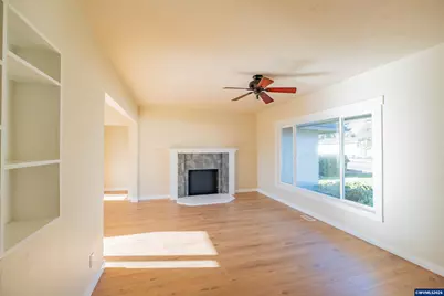 3392 Sunnyview Rd NE, Salem, OR 97301 - Photo 5