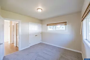 3392 Sunnyview Rd NE, Salem, OR 97301 - Photo 11