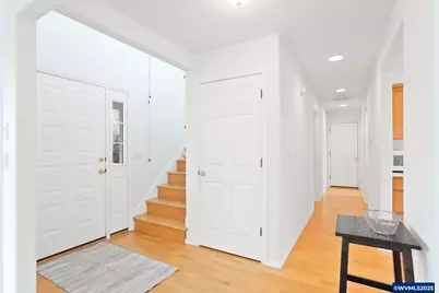 101 Gregory Ln, Mount Angel, OR 97362 - Photo 15