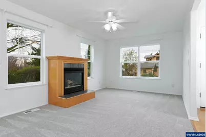 101 Gregory Ln, Mount Angel, OR 97362 - Photo 5