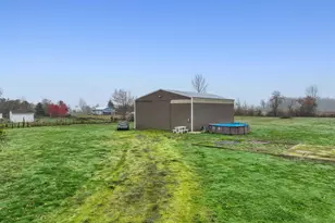 2690 Stoltz Hill Rd, Lebanon, OR 97355 - Photo 3