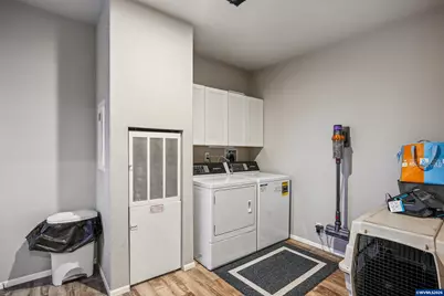 2690 Stoltz Hill Rd, Lebanon, OR 97355 - Photo 17