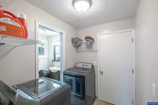 292 Stoneway Dr NW, Salem, OR 97304 - Photo 19