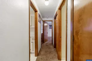 4515 Lark Ct NE, Salem, OR 97301 - Photo 9