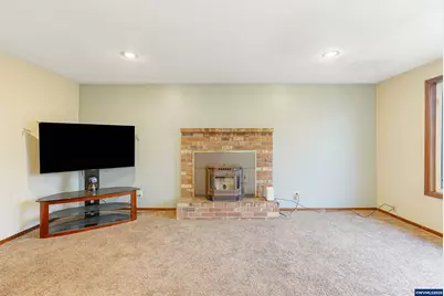 4515 Lark Ct NE, Salem, OR 97301 - Photo 15