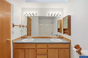 19235 SW Durell Ct, Beaverton, OR 97003 - Photo 27