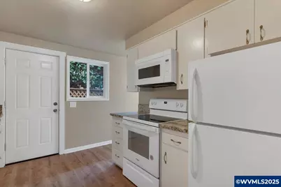 2515 (-2517) Lee St SE, Salem, OR 97301 - Photo 13