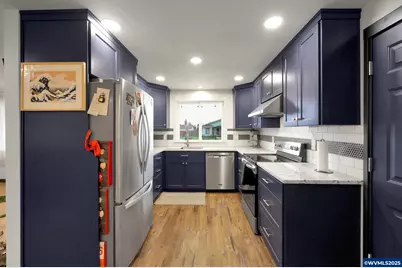 645 Riley Way Wy, Harrisburg, OR 97446 - Photo 15