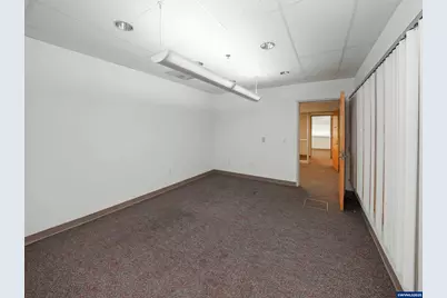 1850 45th Av NE #101, Salem, OR 97305 - Photo 11