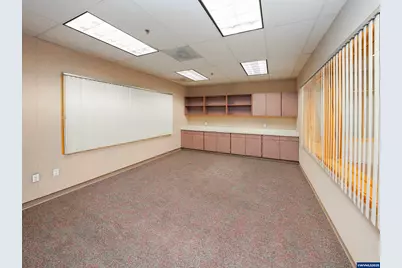 1850 45th Av NE #101, Salem, OR 97305 - Photo 17