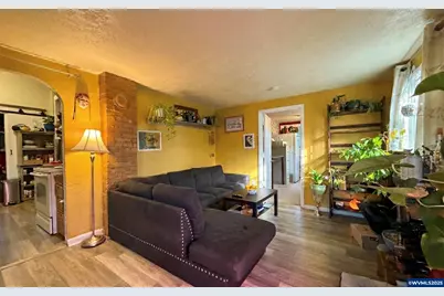 1018 7th St NW, Salem, OR 97304 - Photo 3