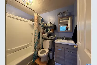 1018 7th St NW, Salem, OR 97304 - Photo 13