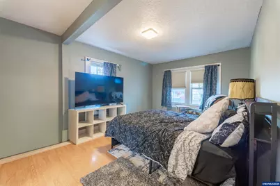 745 16th St NE, Salem, OR 97301 - Photo 13