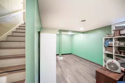 745 16th St NE, Salem, OR 97301 - Photo 19