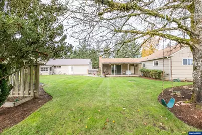 1110 Cascade Dr, Lebanon, OR 97355 - Photo 35