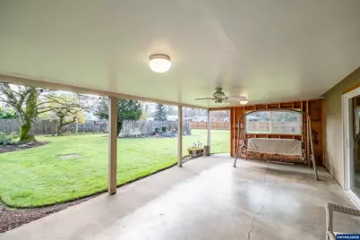 1110 Cascade Dr, Lebanon, OR 97355 - Photo 25