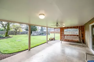 1110 Cascade Dr, Lebanon, OR 97355 - Photo 25