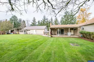 1110 Cascade Dr, Lebanon, OR 97355 - Photo 37