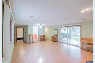 1110 Cascade Dr, Lebanon, OR 97355 - Photo 15