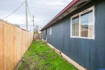 1940 17th Av SE, Albany, OR 97322 - Photo 25
