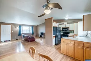 1940 17th Ave SE, Albany, OR 97322 - Photo 7