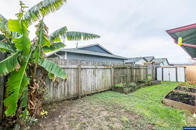 1940 17th Av SE, Albany, OR 97322 - Photo 23