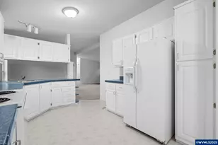 3415 Lake Vanessa Cir NW, Salem, OR 97304 - Photo 13