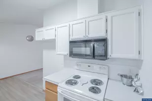 461 Violet St, Lebanon, OR 97355 - Photo 11